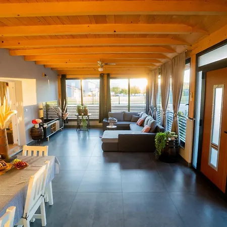 Palomino House * Sinj